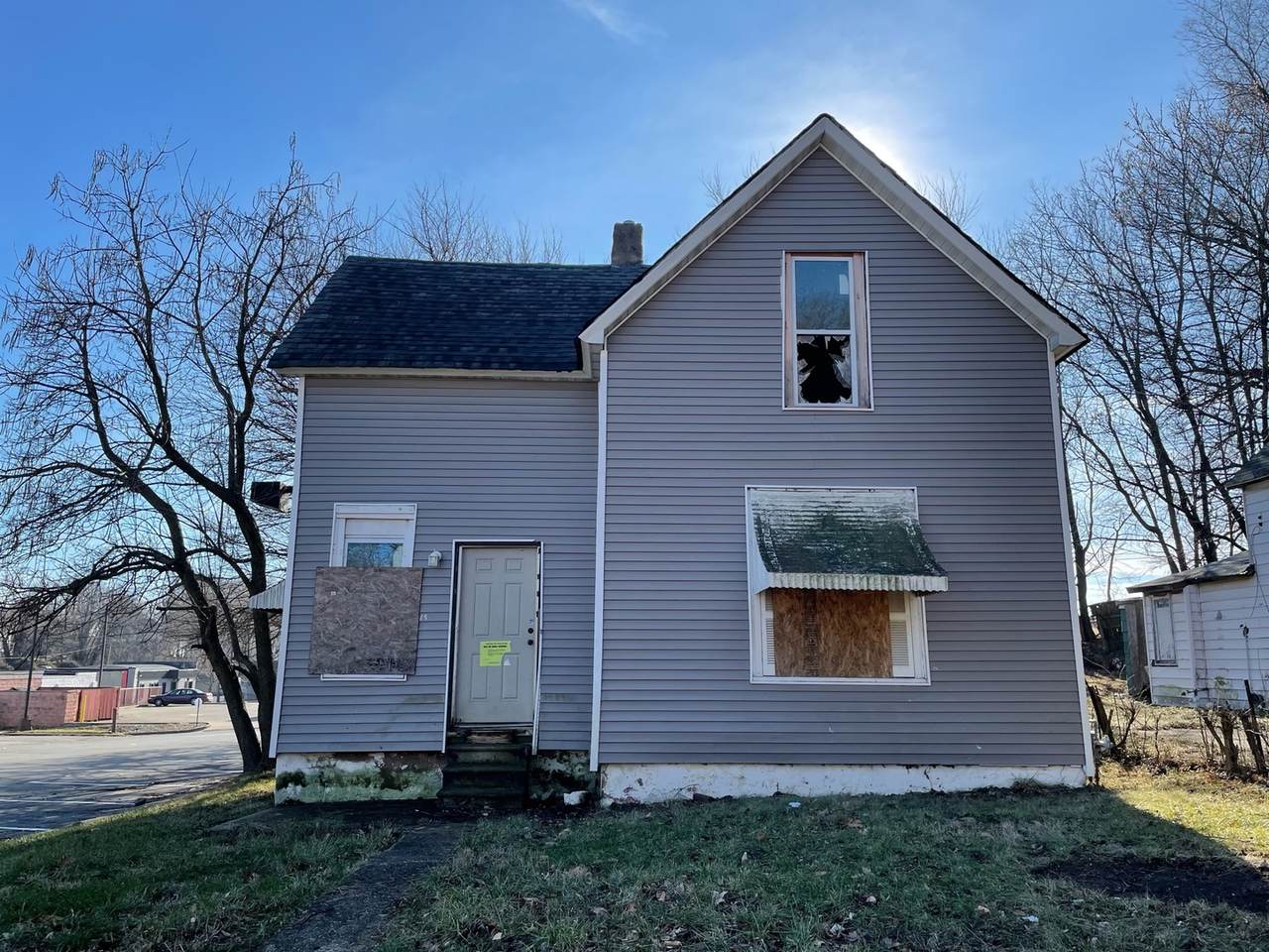 975 Cerro Gordo Street - Photo 1