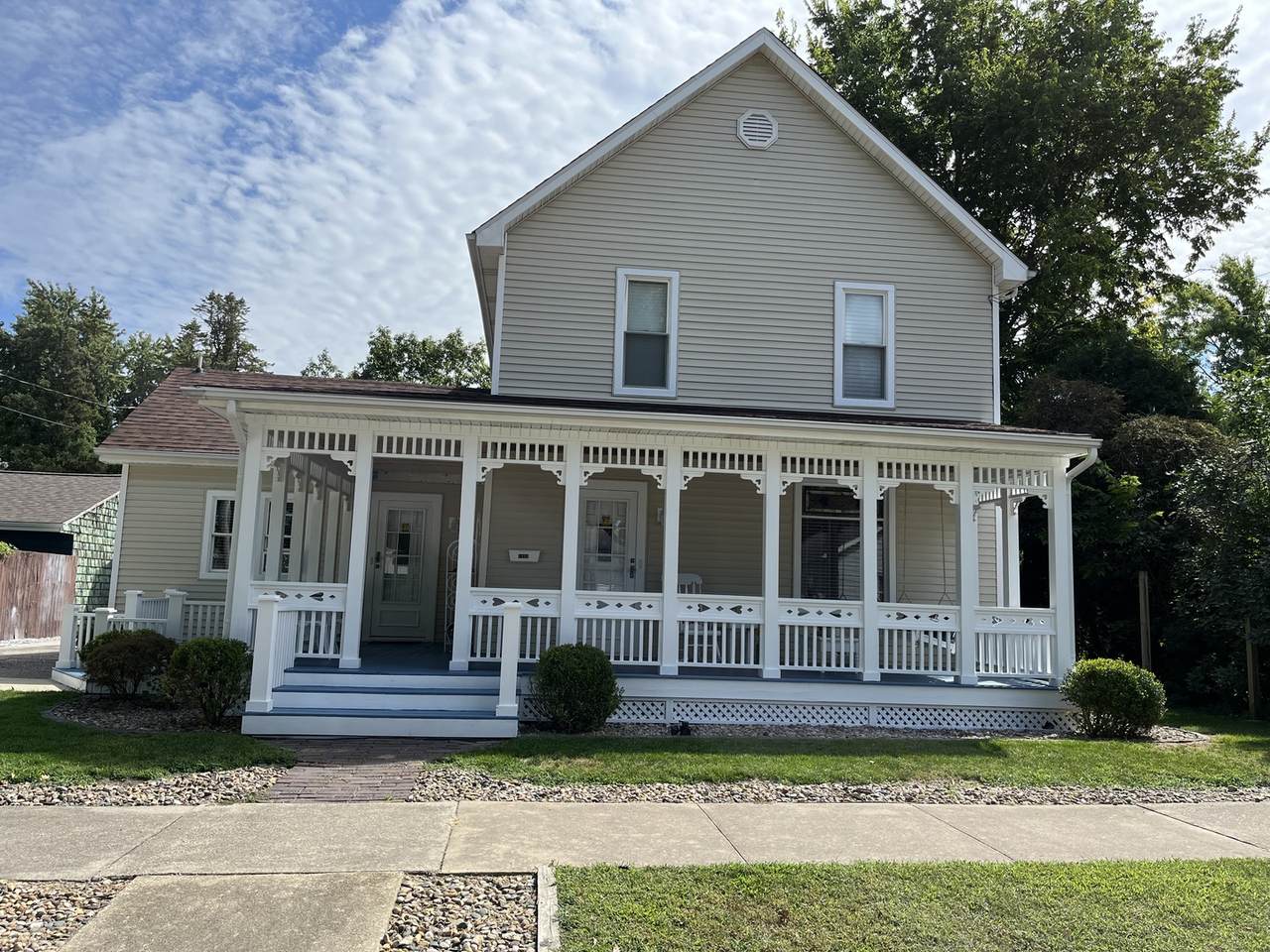 1404 East Street - Photo 1