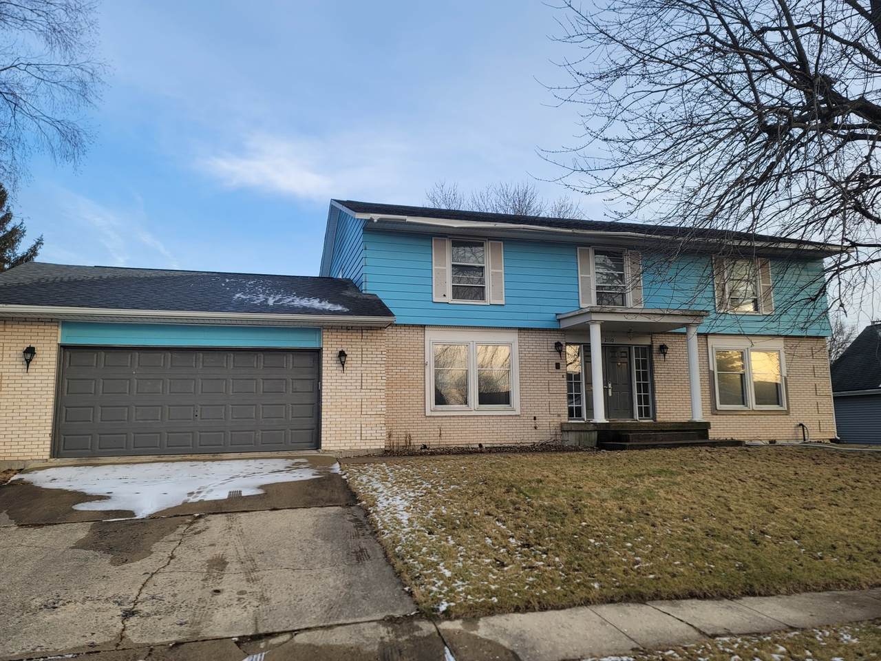 2110 11th Avenue - Photo 1