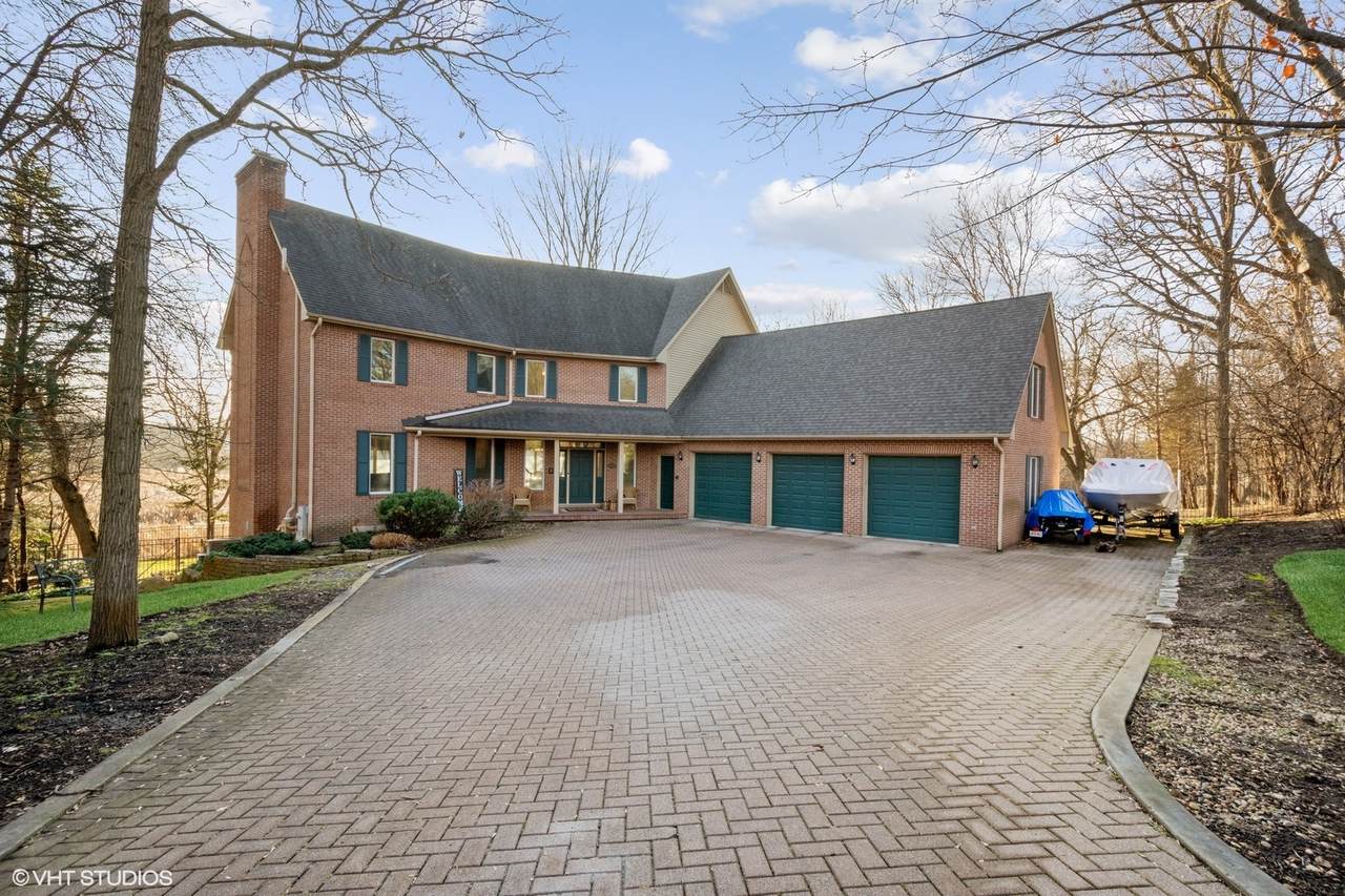 26132 Greenbriar Court - Photo 1