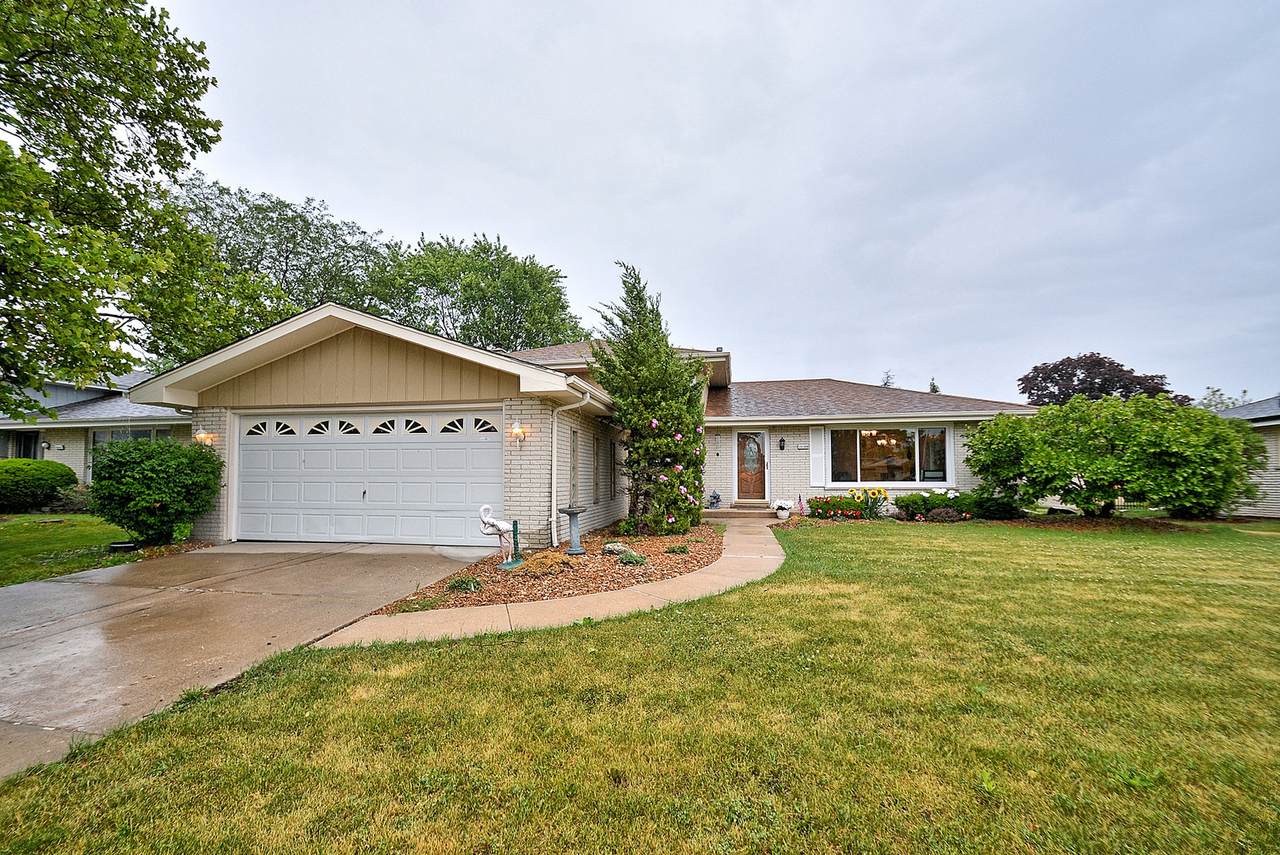 15149 Hollyhock Court - Photo 1