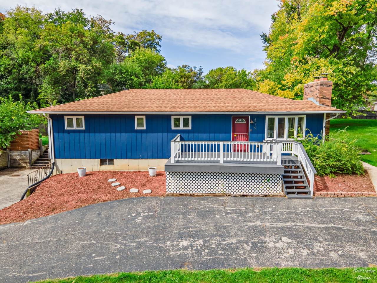 5415 Eisenhower Drive - Photo 1