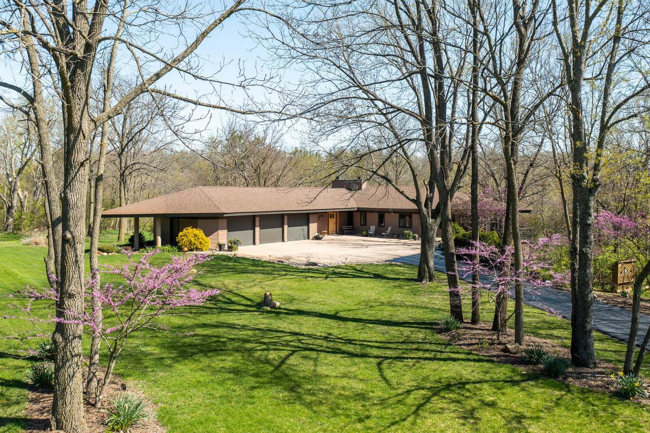 372 County Road 2600 N - Photo 1