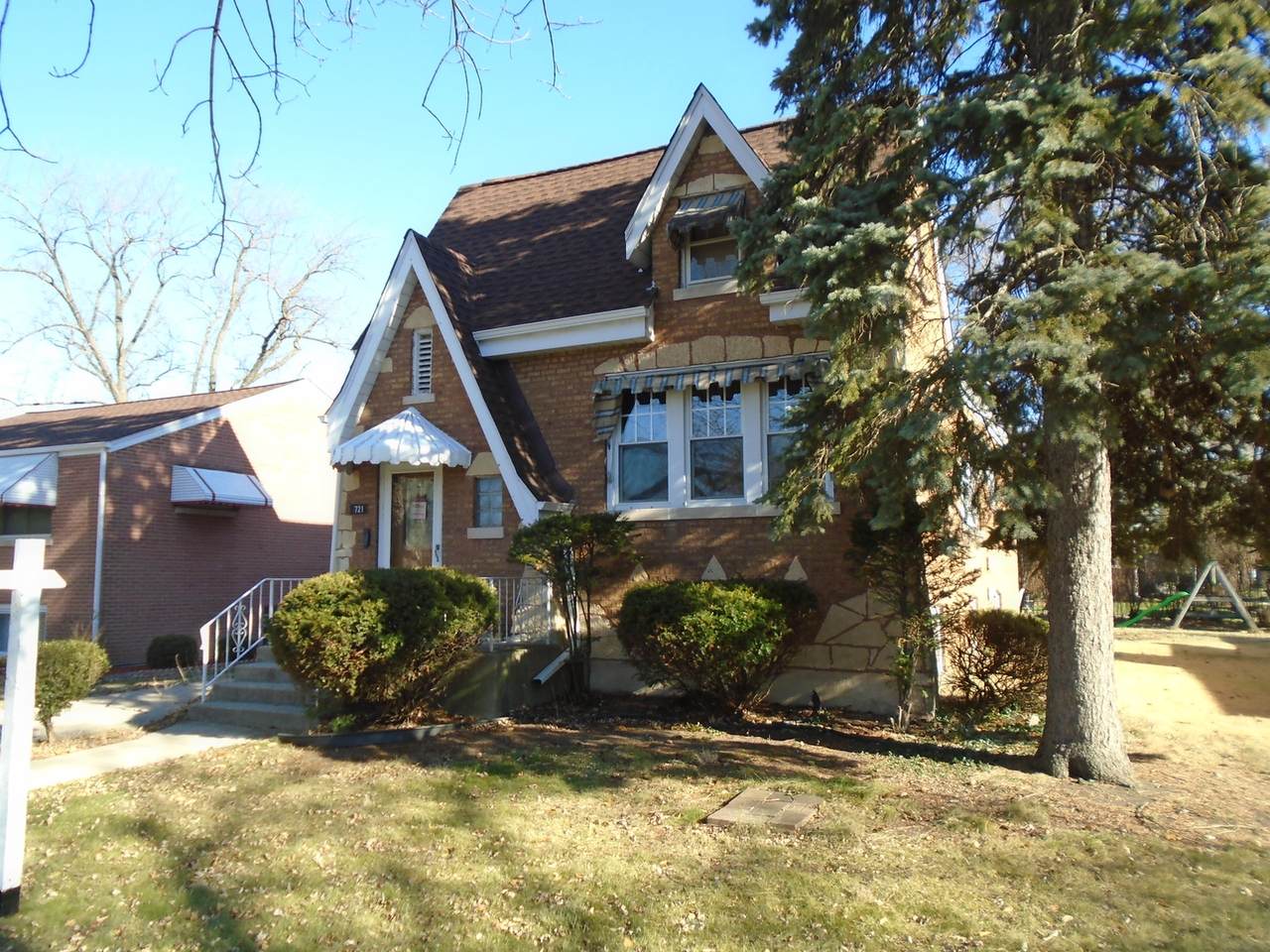 721 Newberry Avenue - Photo 1