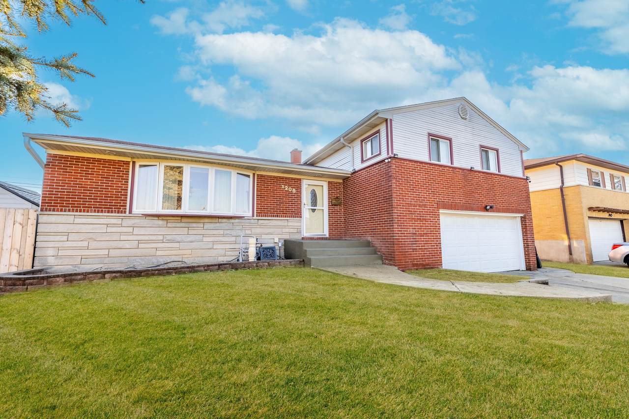 1208 Hirsch Street - Photo 1