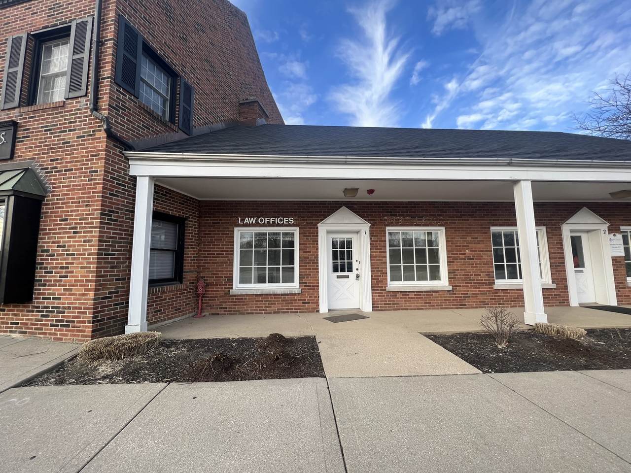 600 Hillgrove Avenue - Photo 1