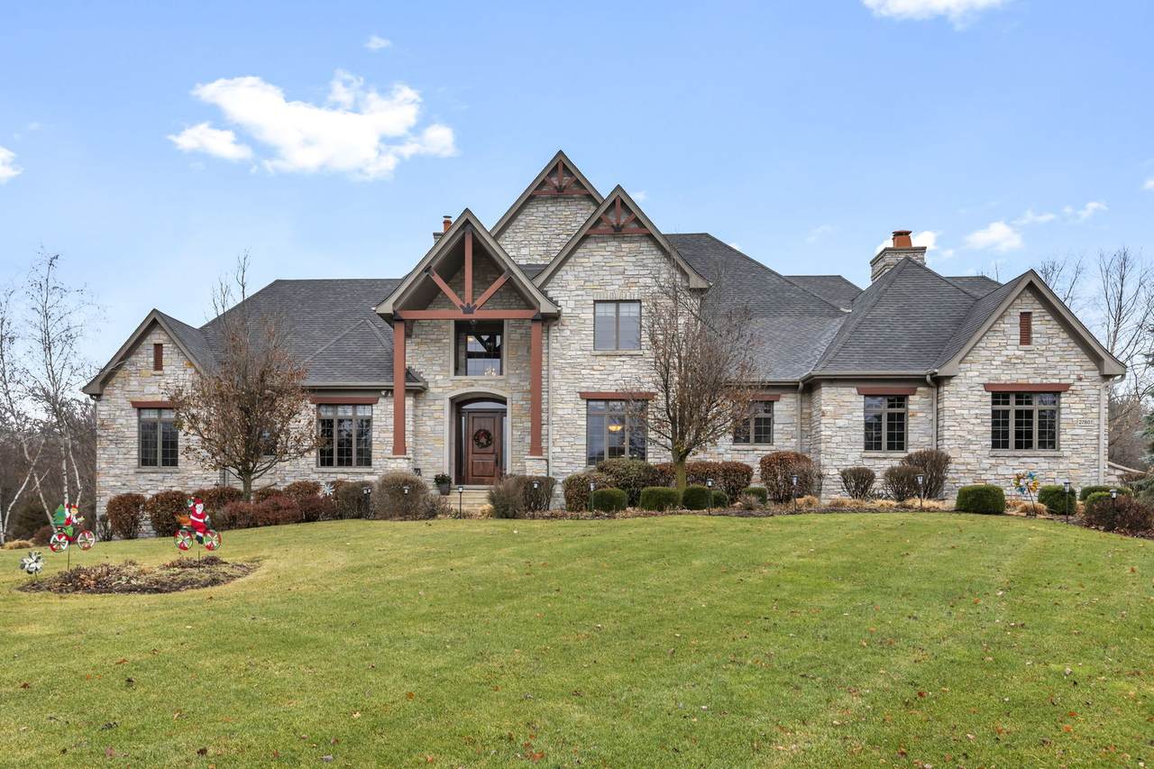 27801 Hawks Nest Circle - Photo 1