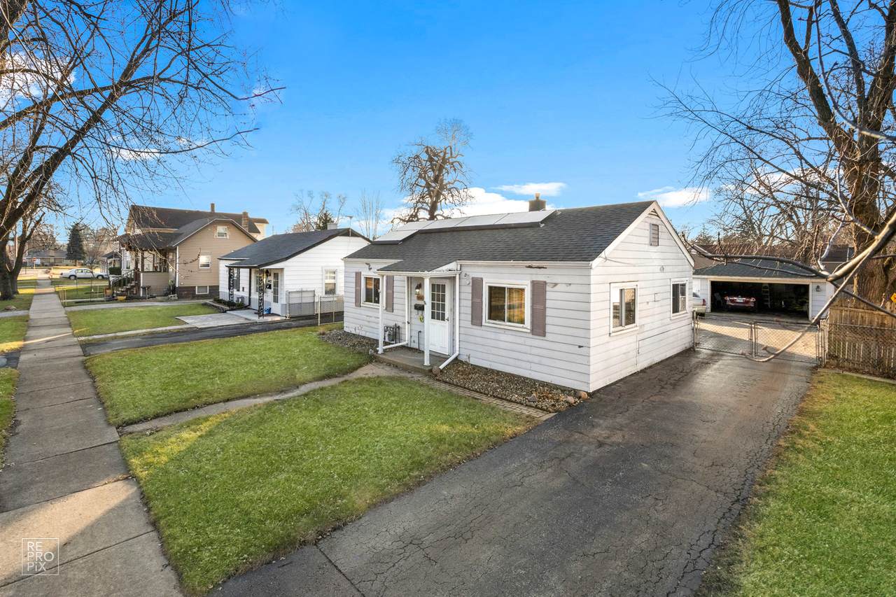 14616 Turner Avenue - Photo 1