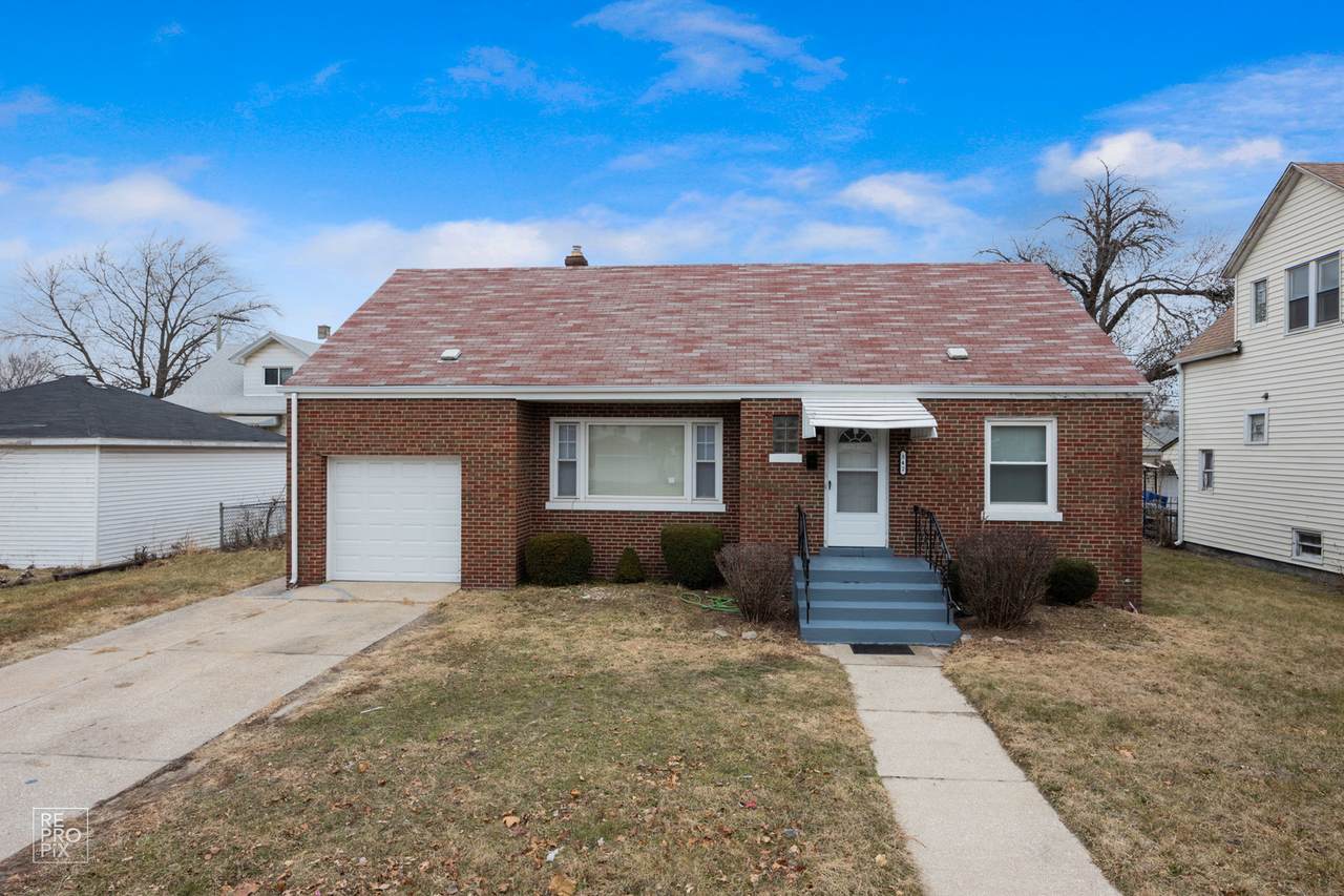 342 Pulaski Road - Photo 1