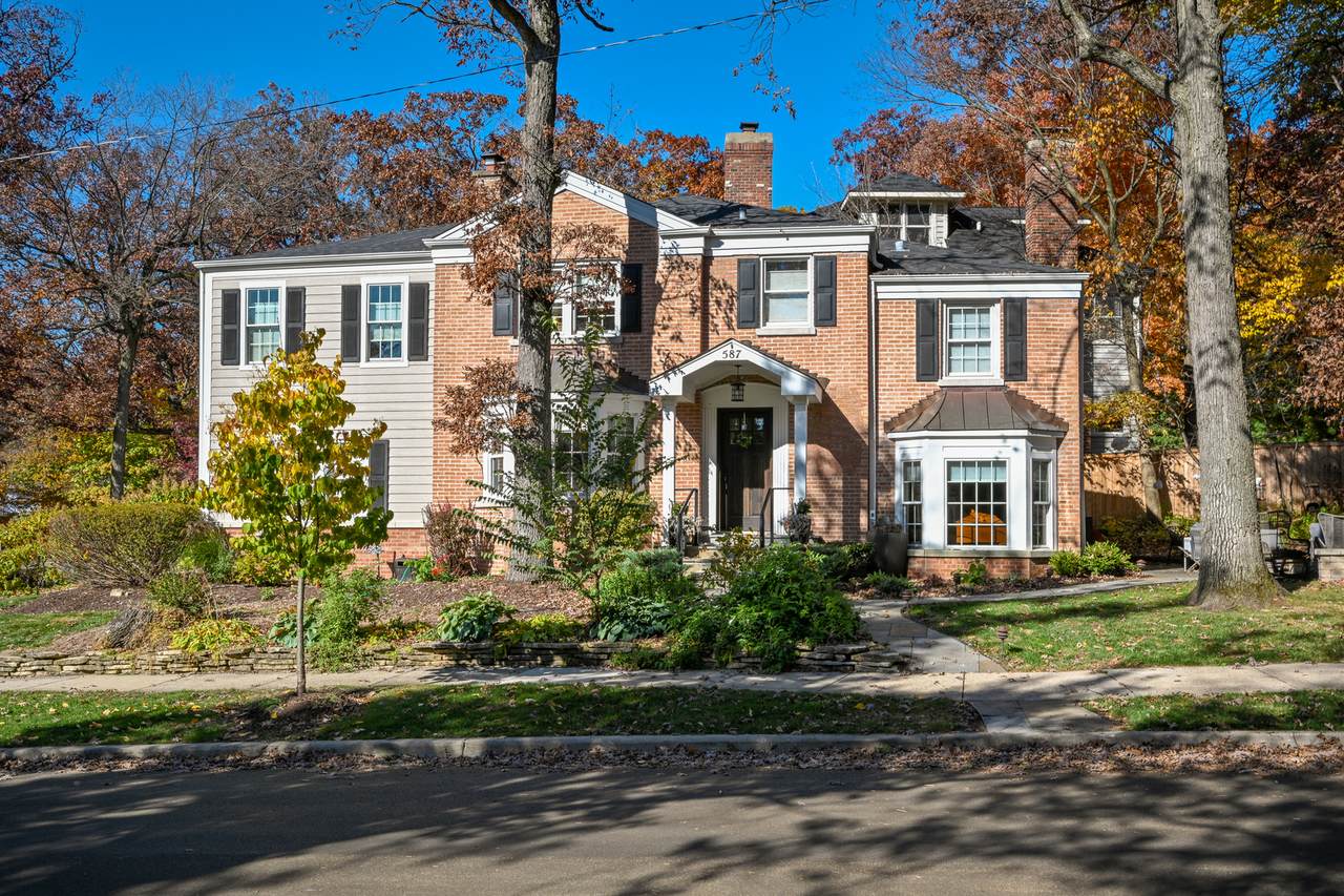 587 Riford Road - Photo 1