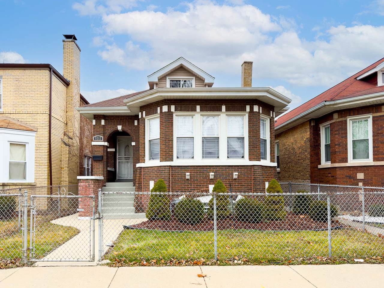 9212 Elizabeth Street - Photo 1
