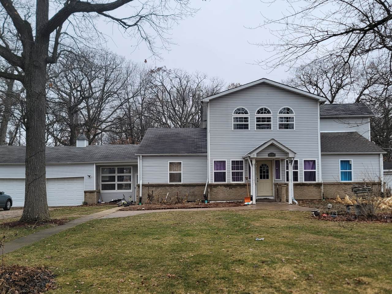 1800 Metropolitan Avenue - Photo 1
