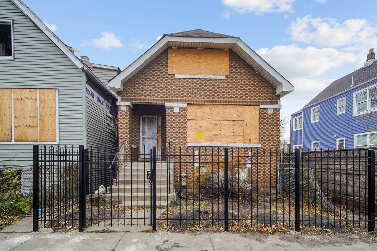 4713 Huron Street - Photo 1