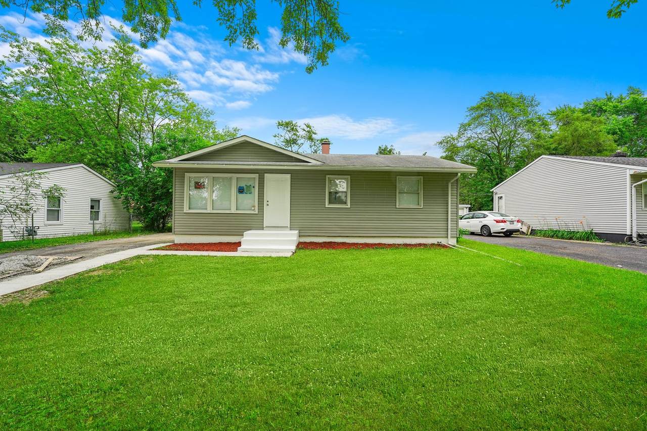 22347 Clyde Avenue - Photo 1