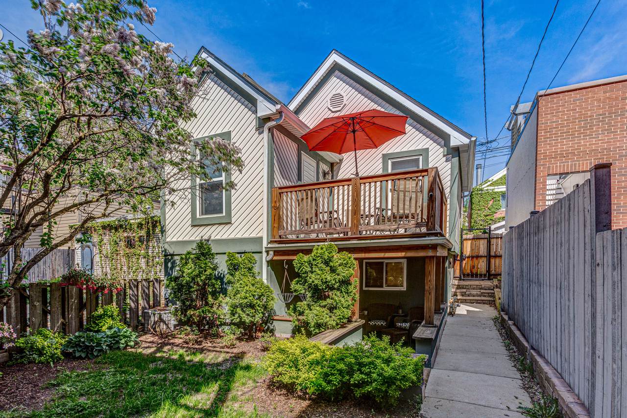 2451 Greenview Avenue - Photo 1