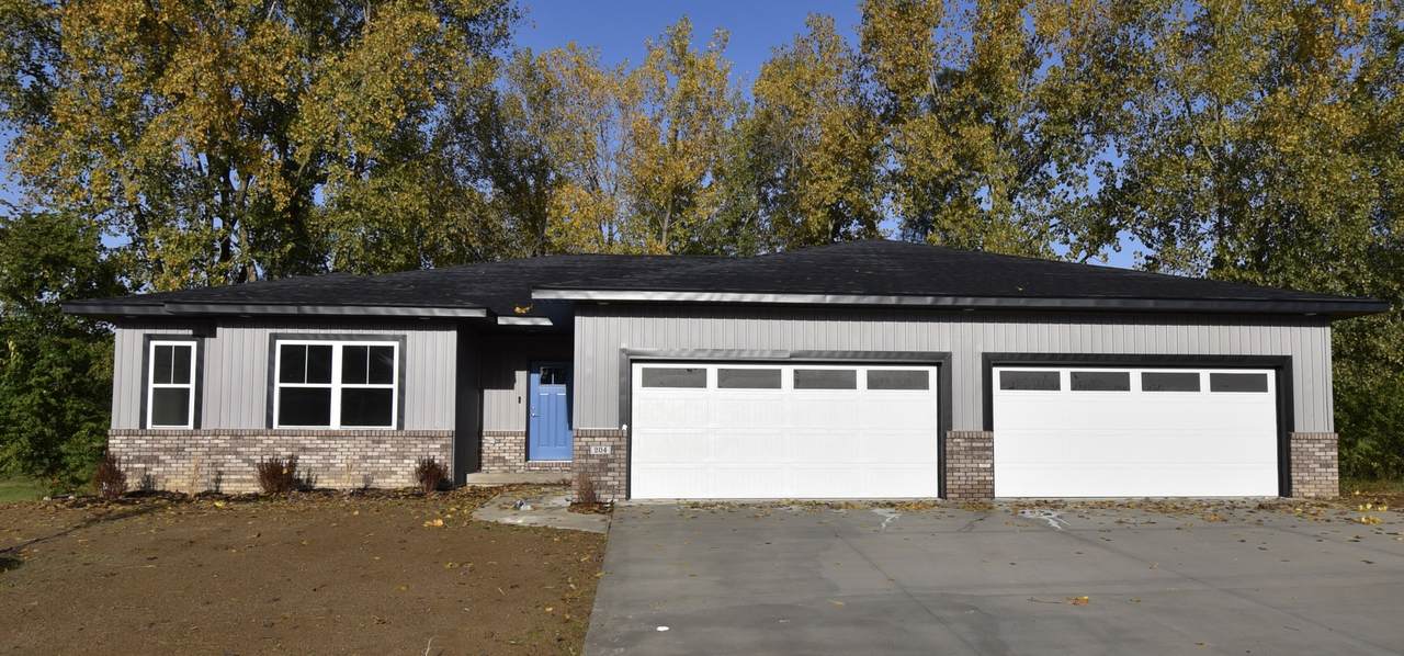 204 Eldon Drive - Photo 1