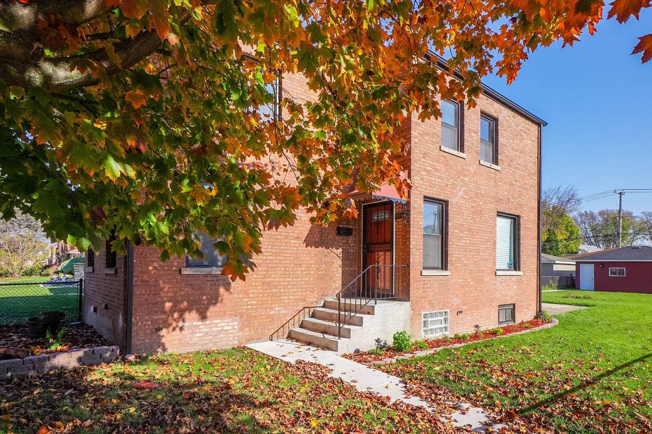 9259 Wabash Avenue - Photo 1