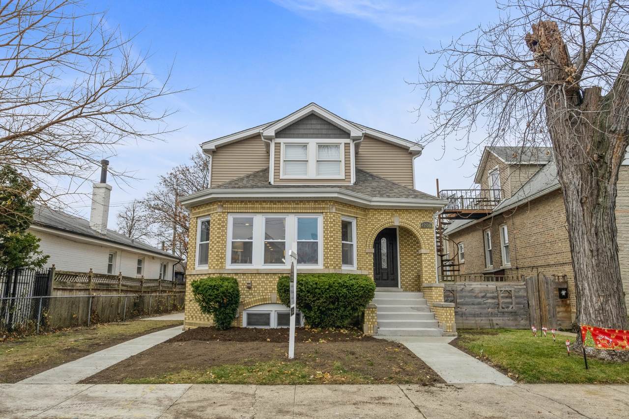 4206 Moody Avenue - Photo 1