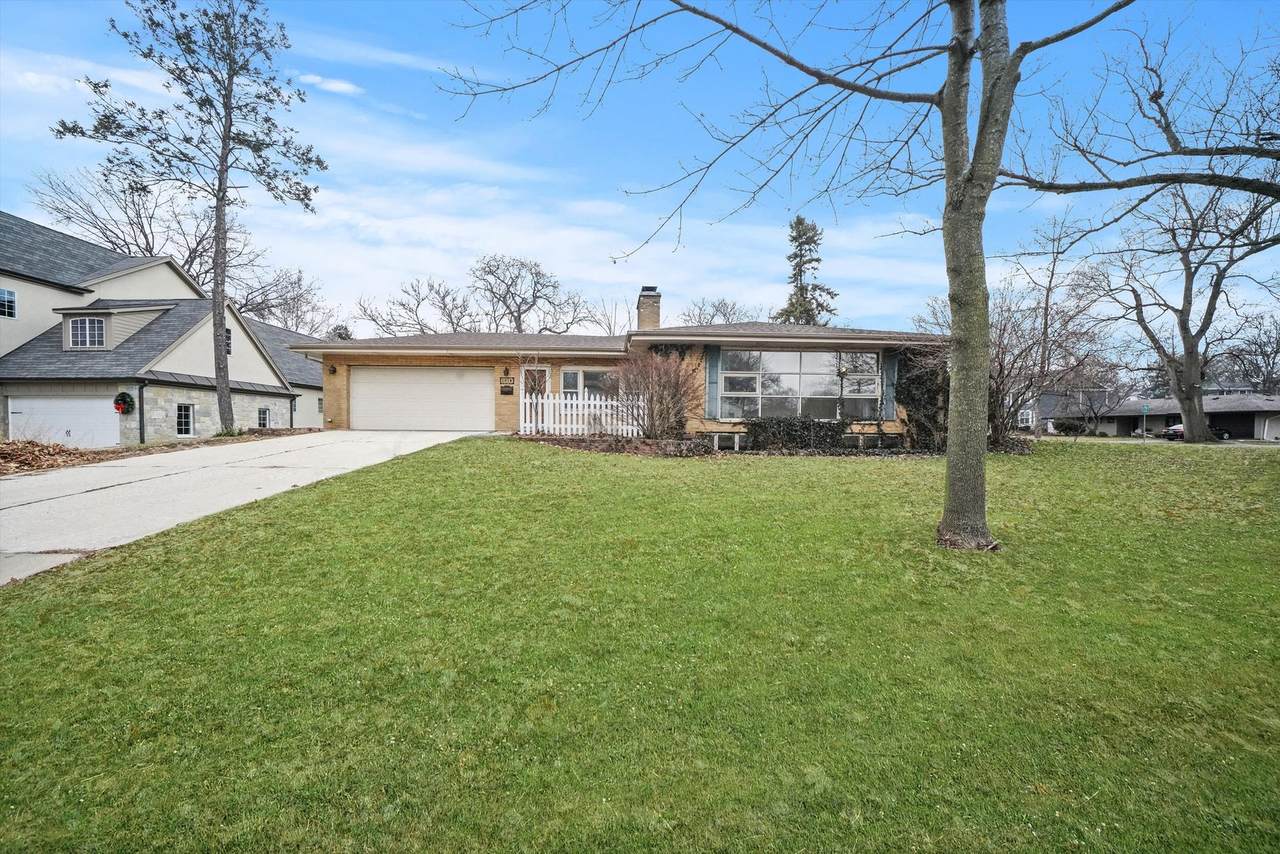 1019 Main Street - Photo 1