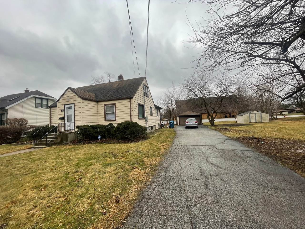 419 164th Place - Photo 1
