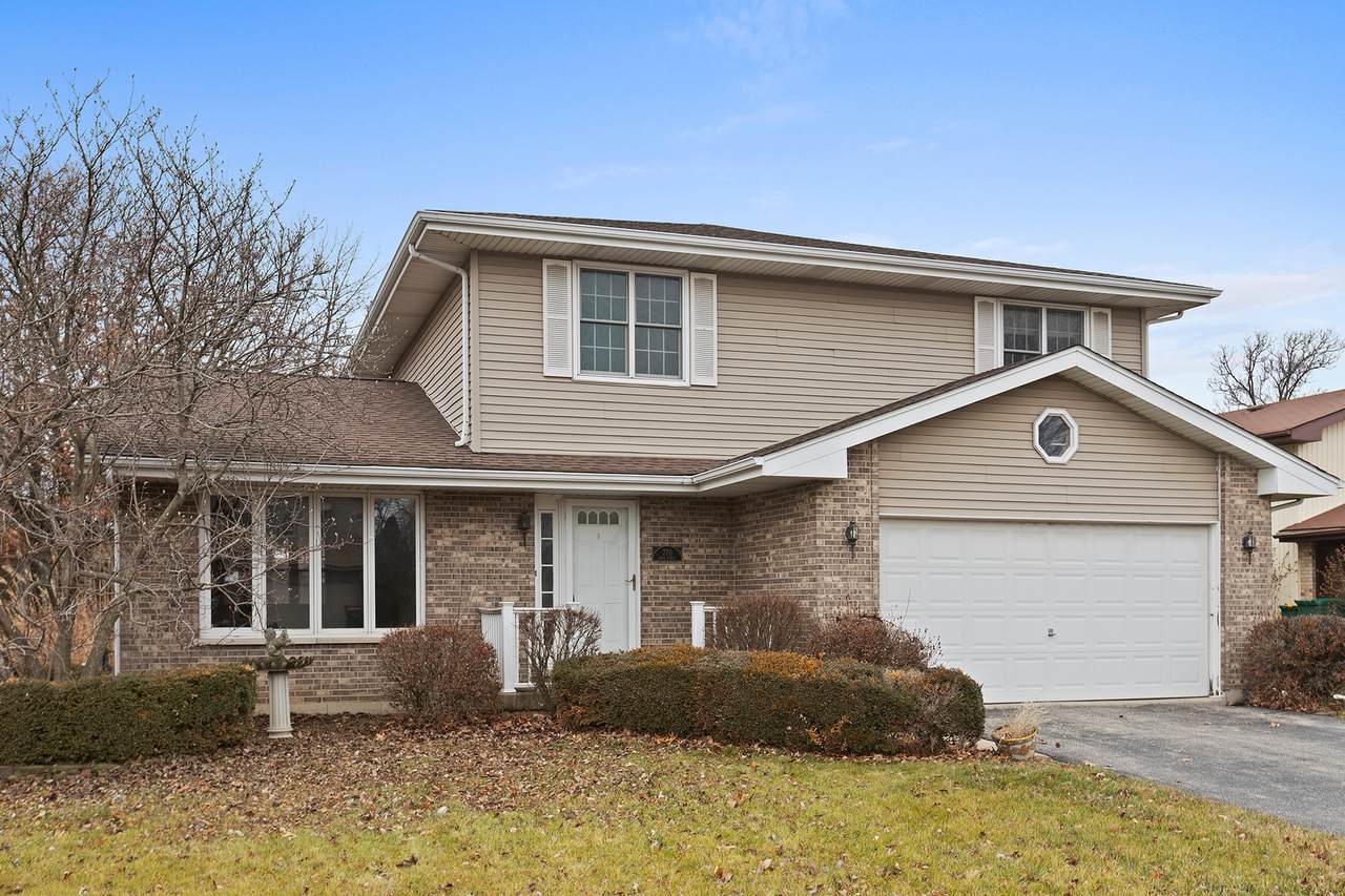 770 Kruk Street - Photo 1