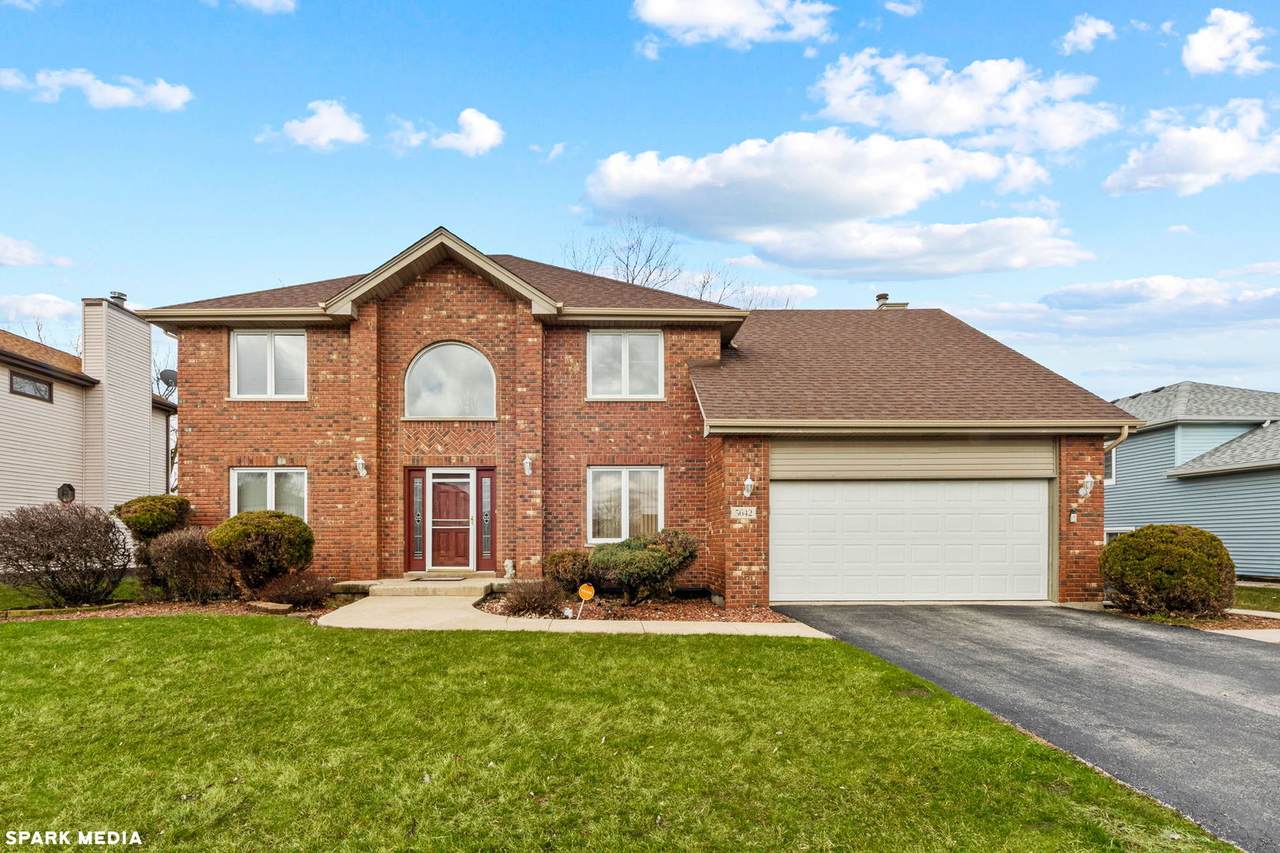 5642 Feathercreek Road - Photo 1
