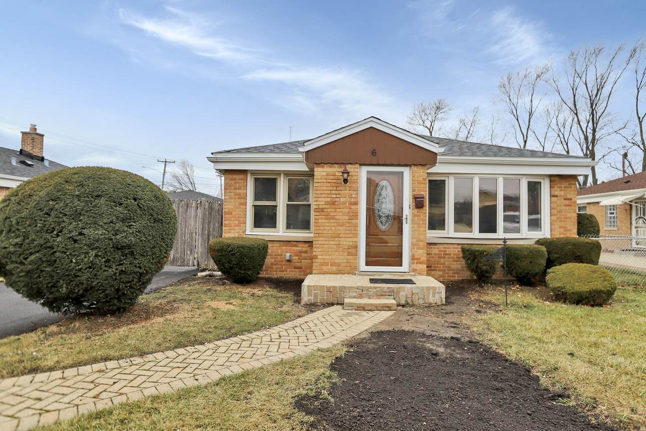 6 Irving Avenue - Photo 1