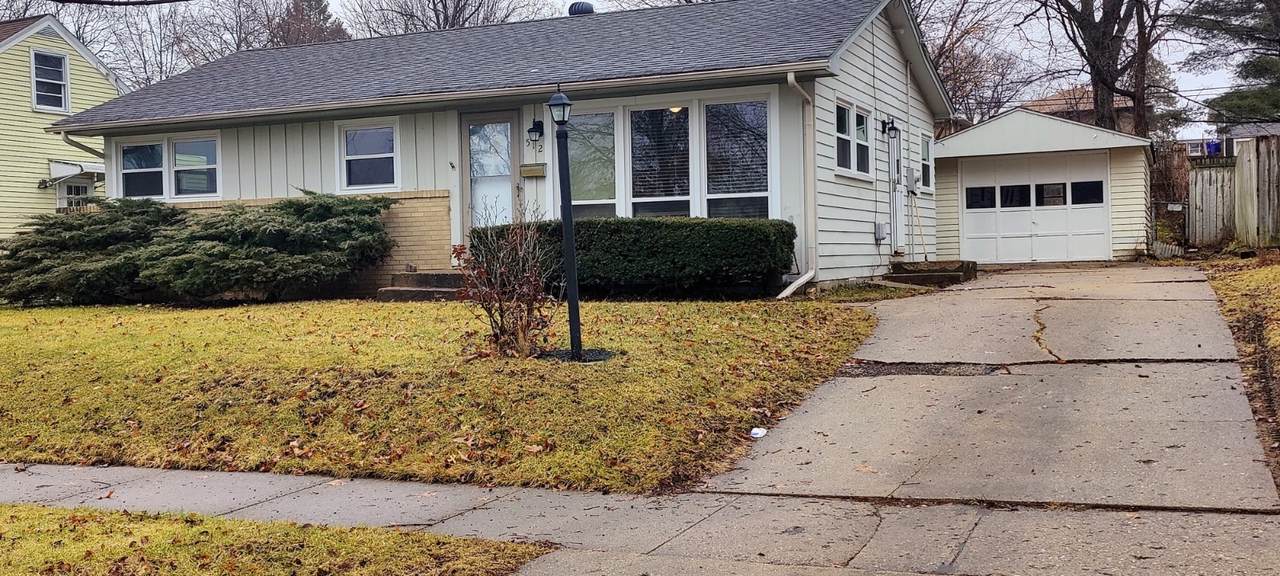 512 Glendale Avenue - Photo 1