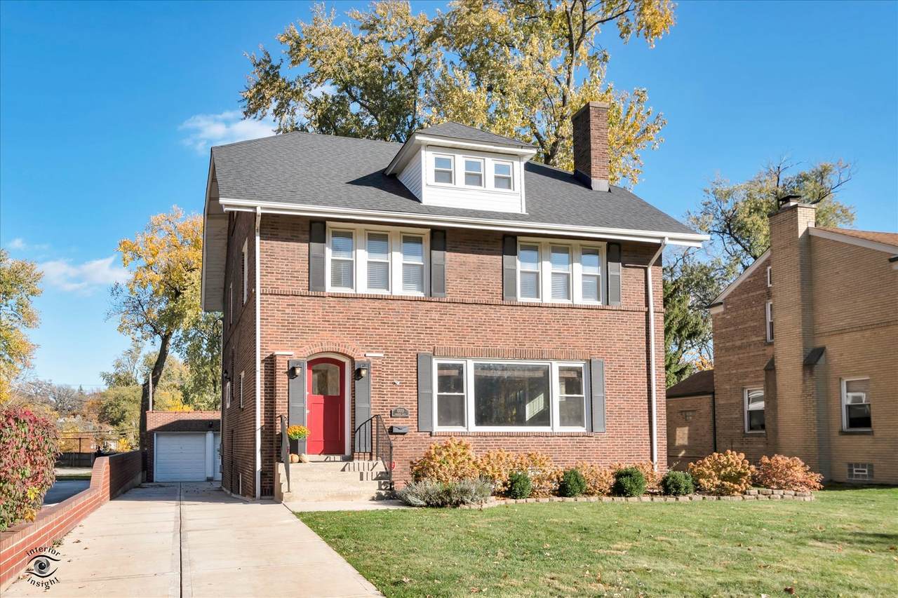 10015 Longwood Drive - Photo 1