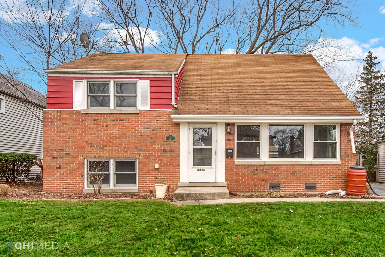 18526 Clyde Road - Photo 1