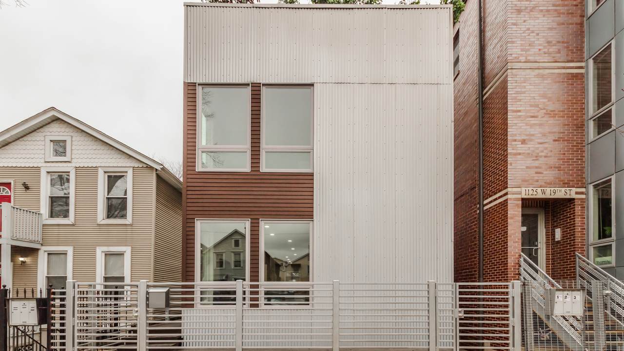 1123 19th Street - Photo 1