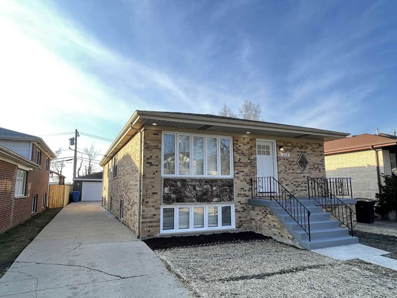 1640 Nordica Avenue - Photo 1