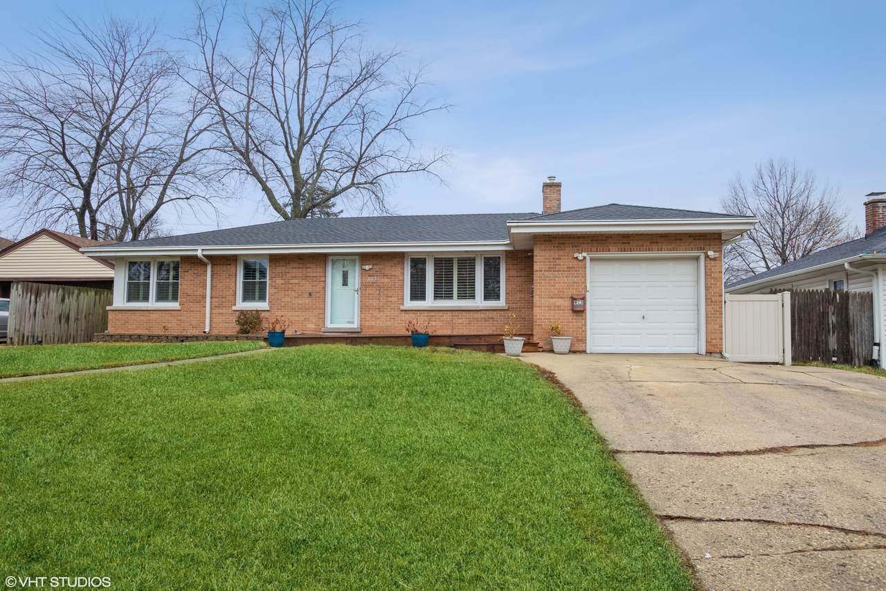 923 Grace Street - Photo 1