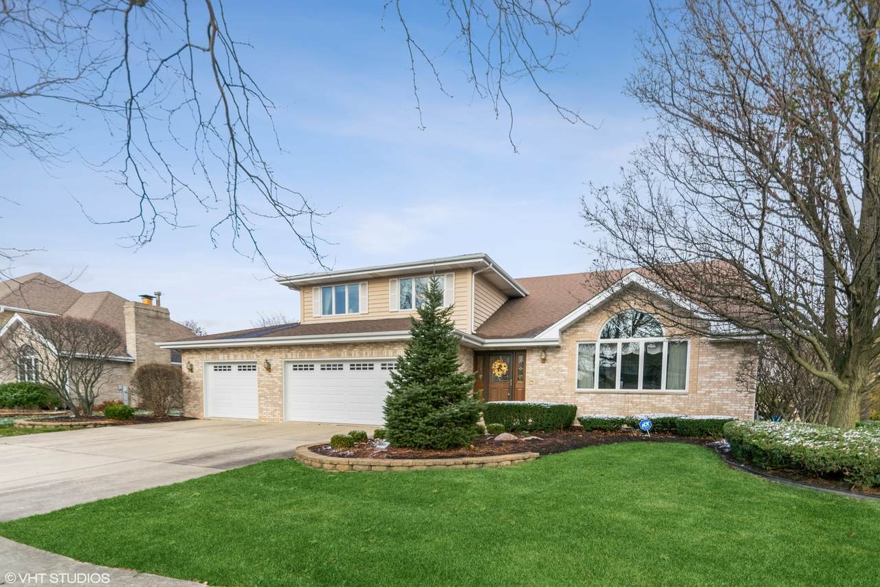 22136 Princeton Circle - Photo 1
