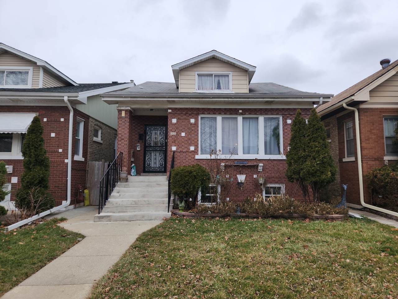 2842 Kilpatrick Avenue - Photo 1