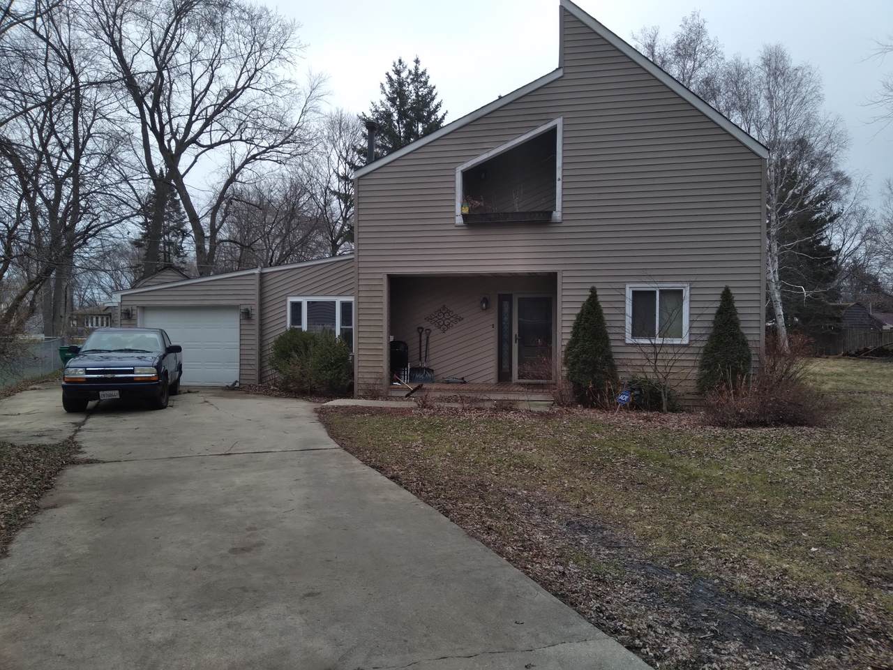 38369 Manor Avenue - Photo 1