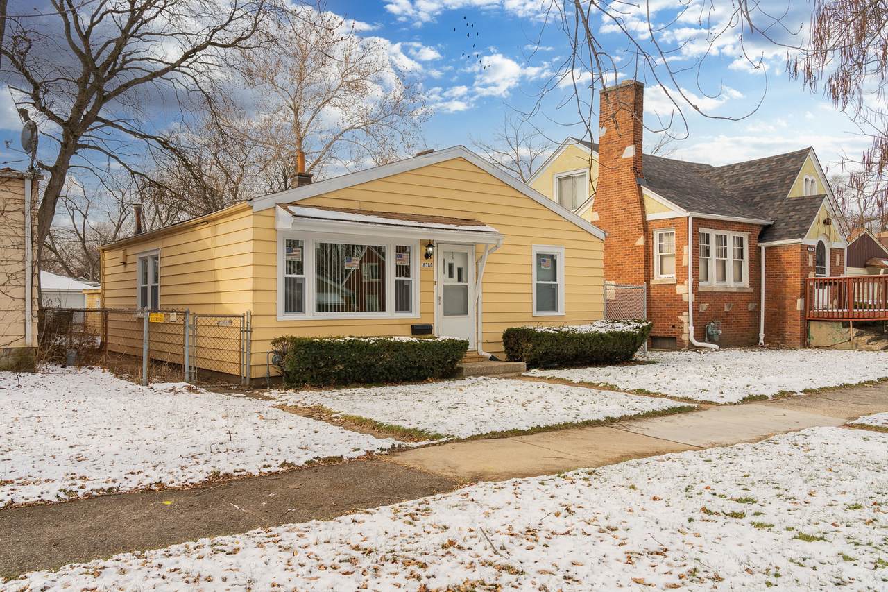 16780 Shea Avenue - Photo 1