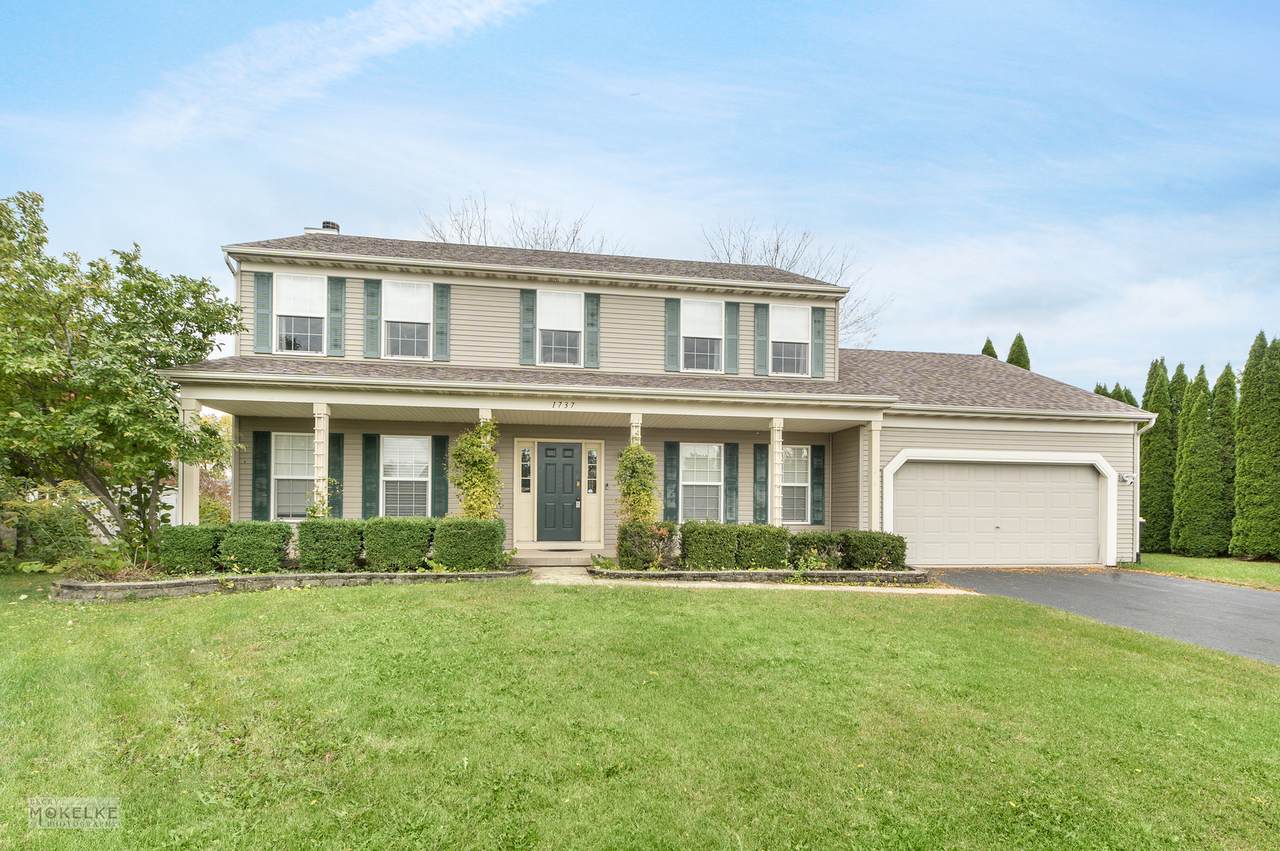 1737 John Street - Photo 1