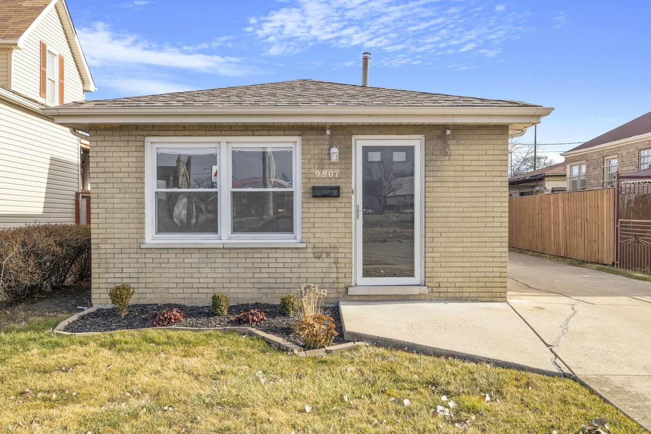 9907 Racine Avenue - Photo 1