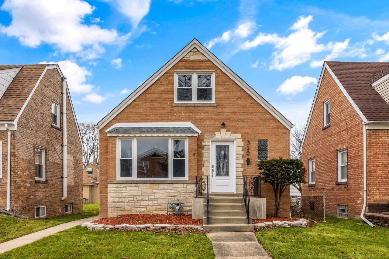 320 Hyde Park Avenue - Photo 1