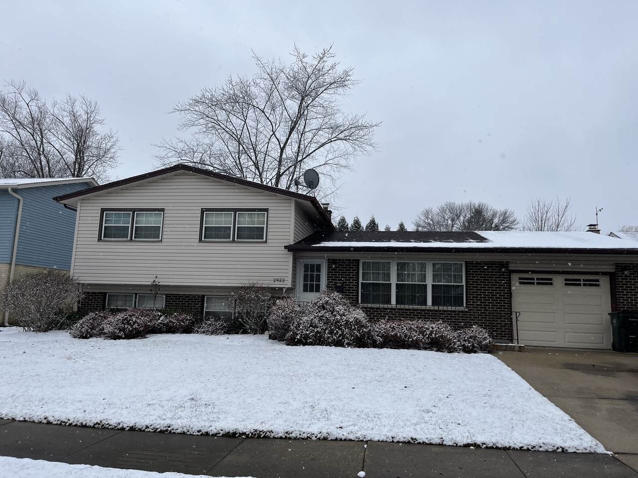 2922 Kennicott Avenue - Photo 1
