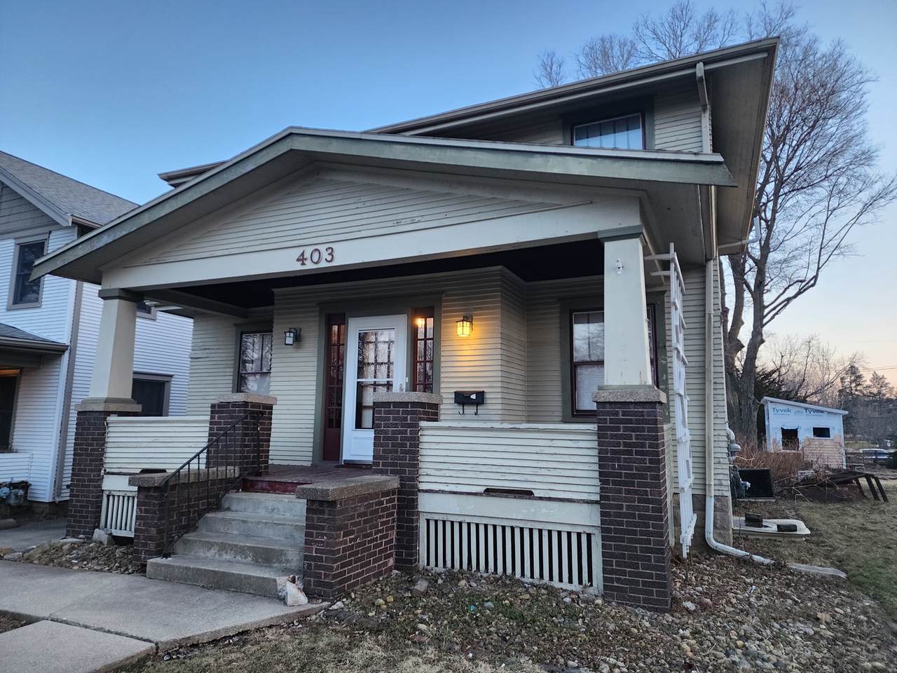 403 Phoenix Avenue - Photo 1