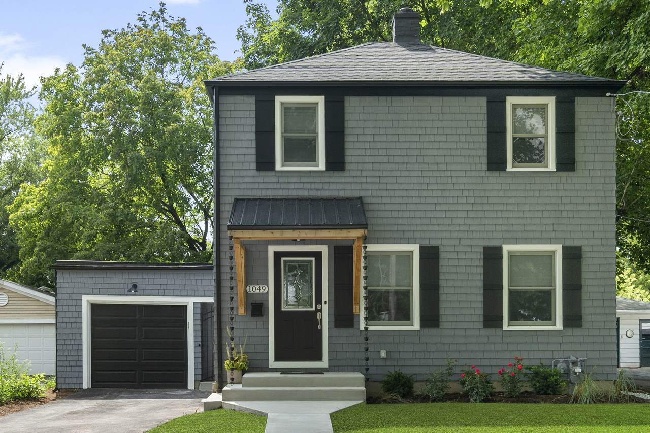 1049 Division Street - Photo 1