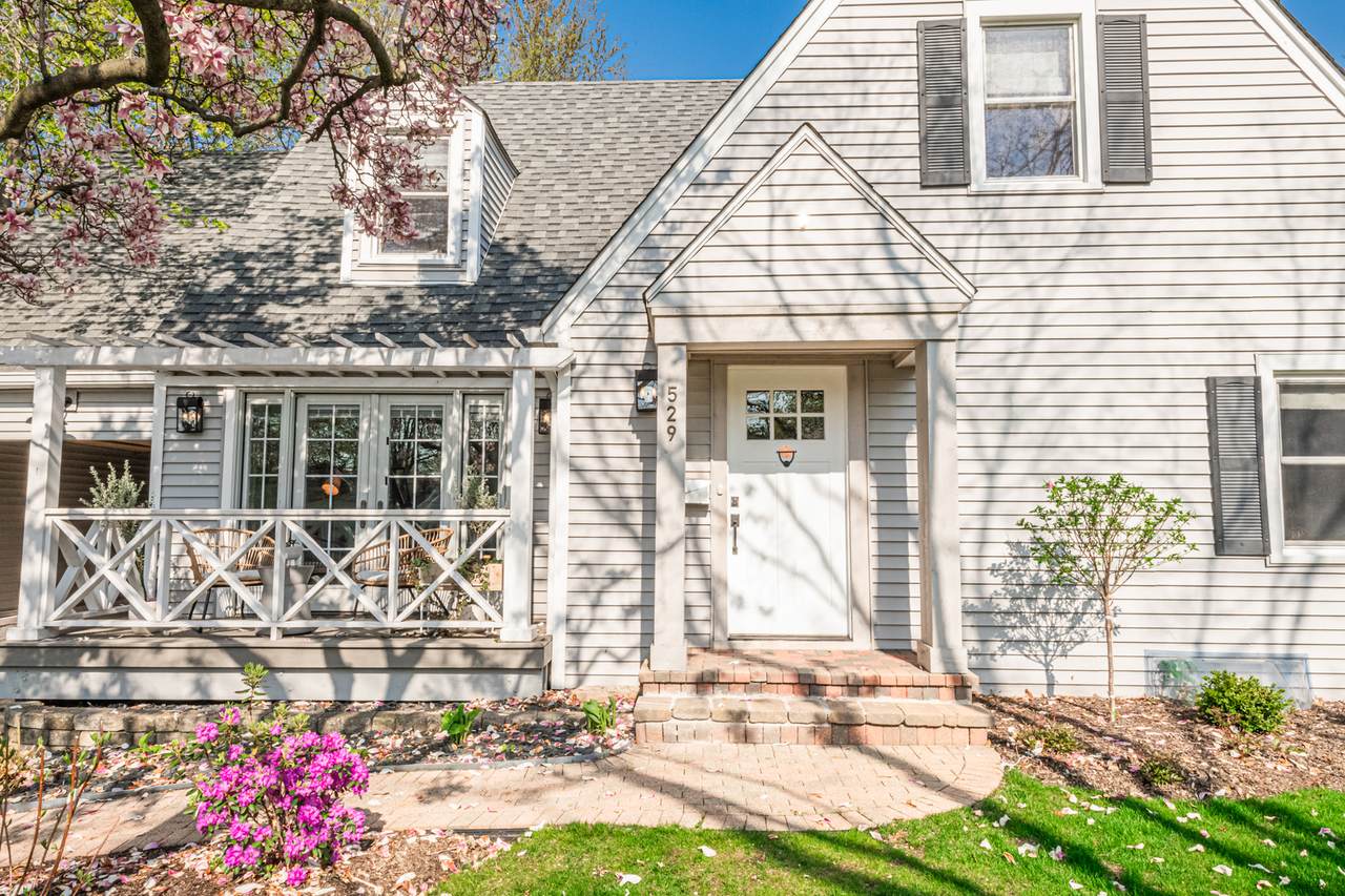 529 Prairie Avenue - Photo 1