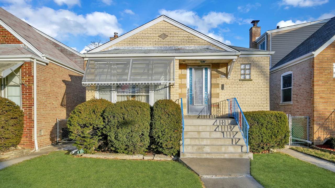 6019 Kilbourn Avenue - Photo 1