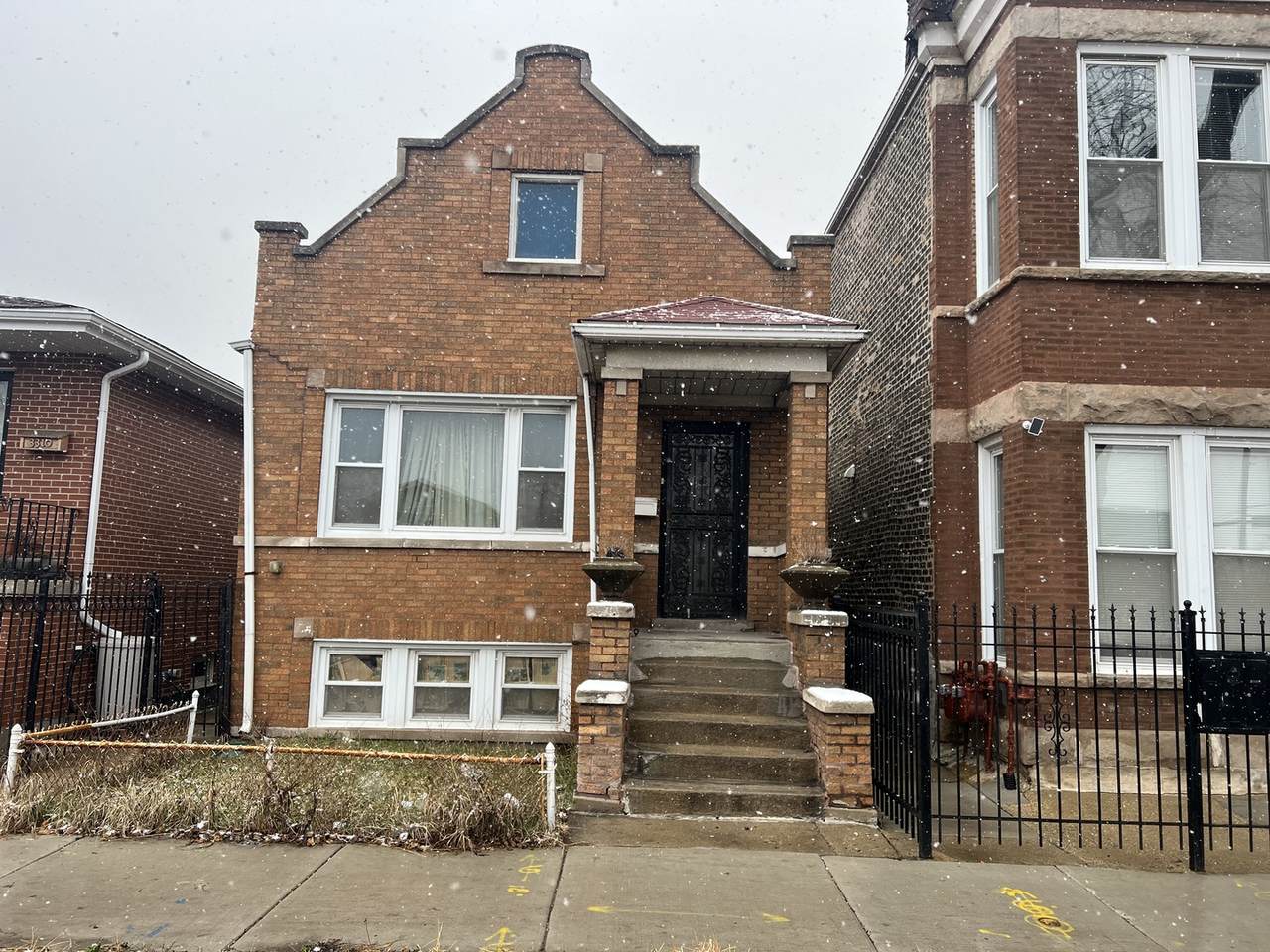 3308 Ashland Avenue - Photo 1