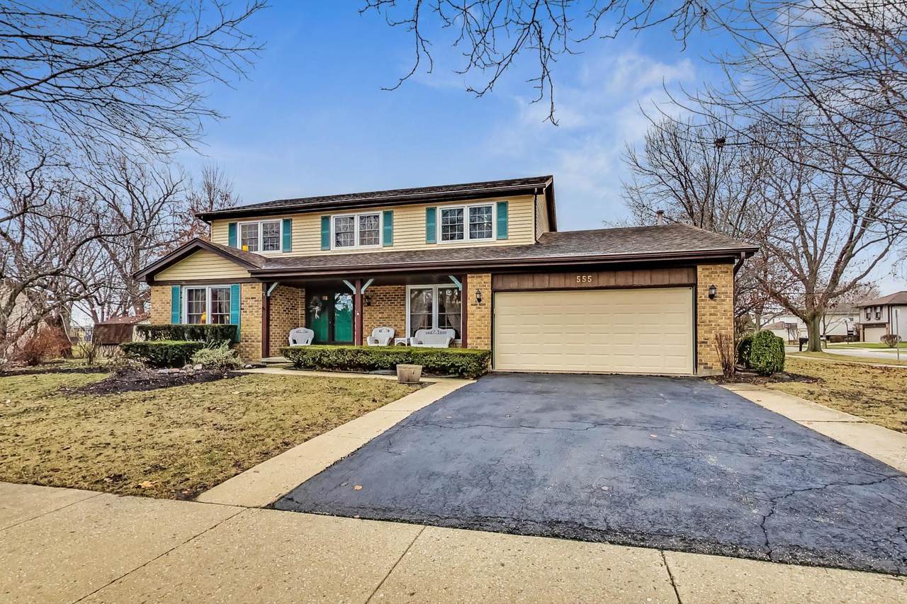 555 Briarwood Drive - Photo 1