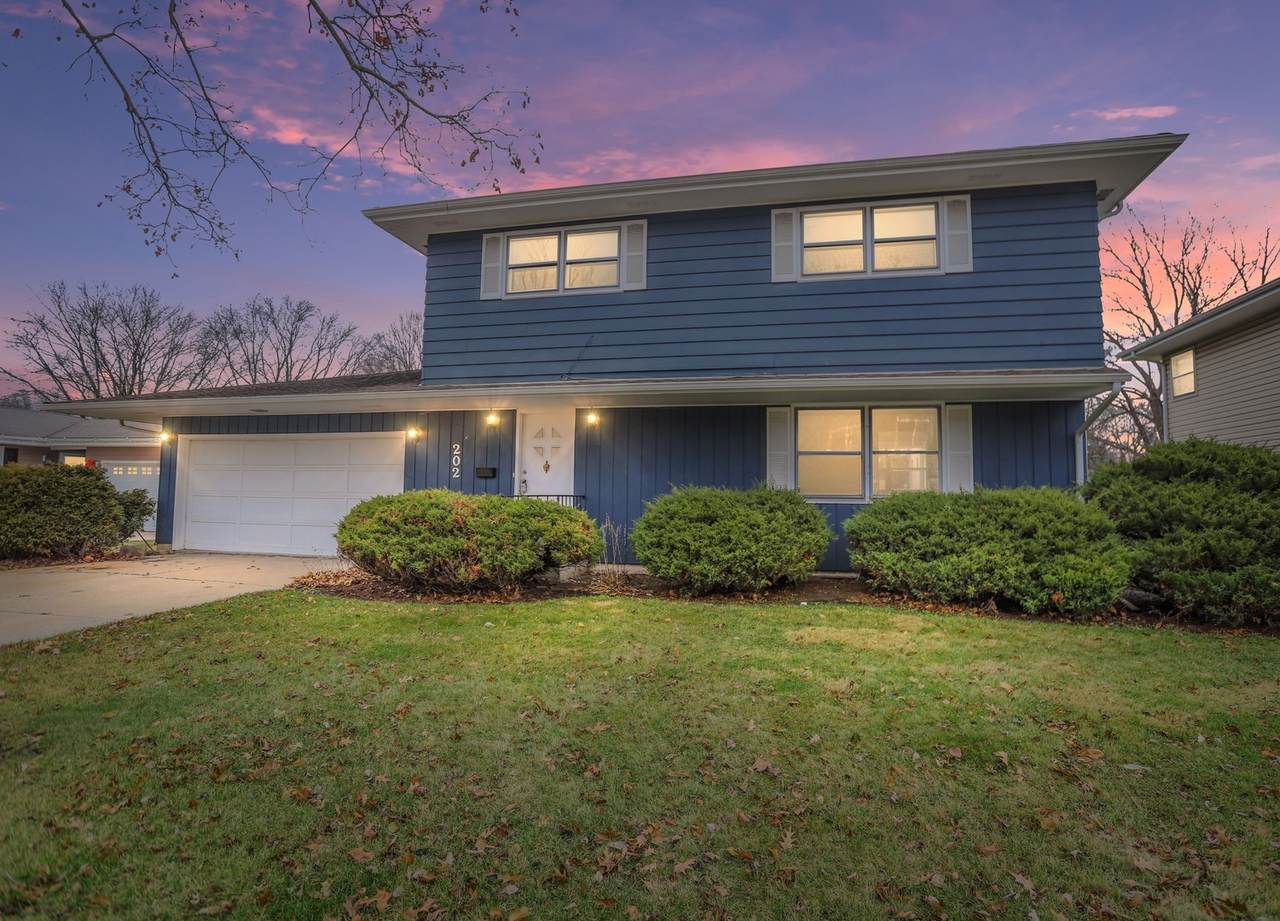 202 Walnut Drive - Photo 1