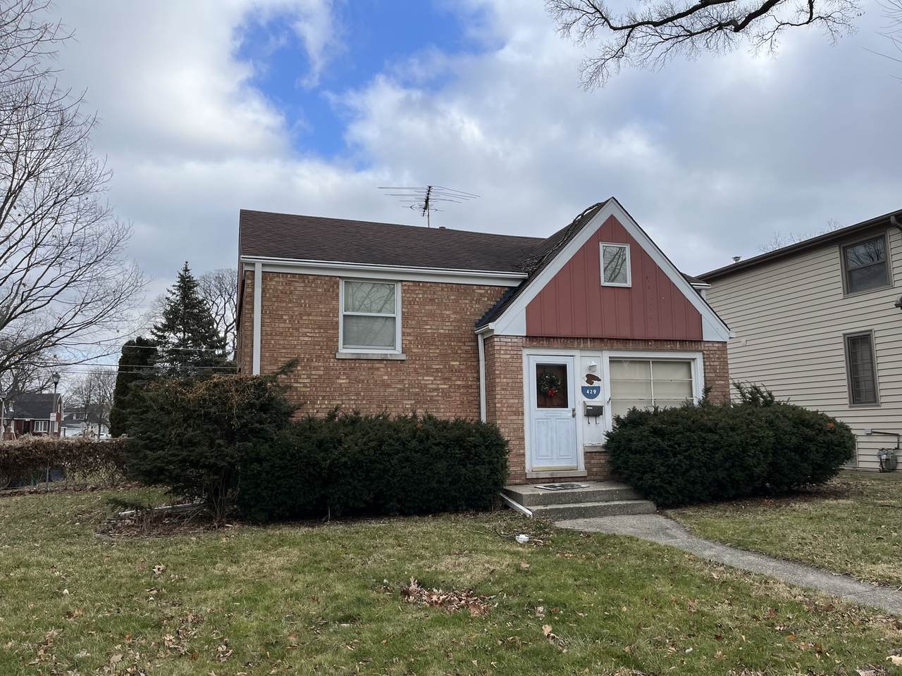 429 Fairview Avenue - Photo 1