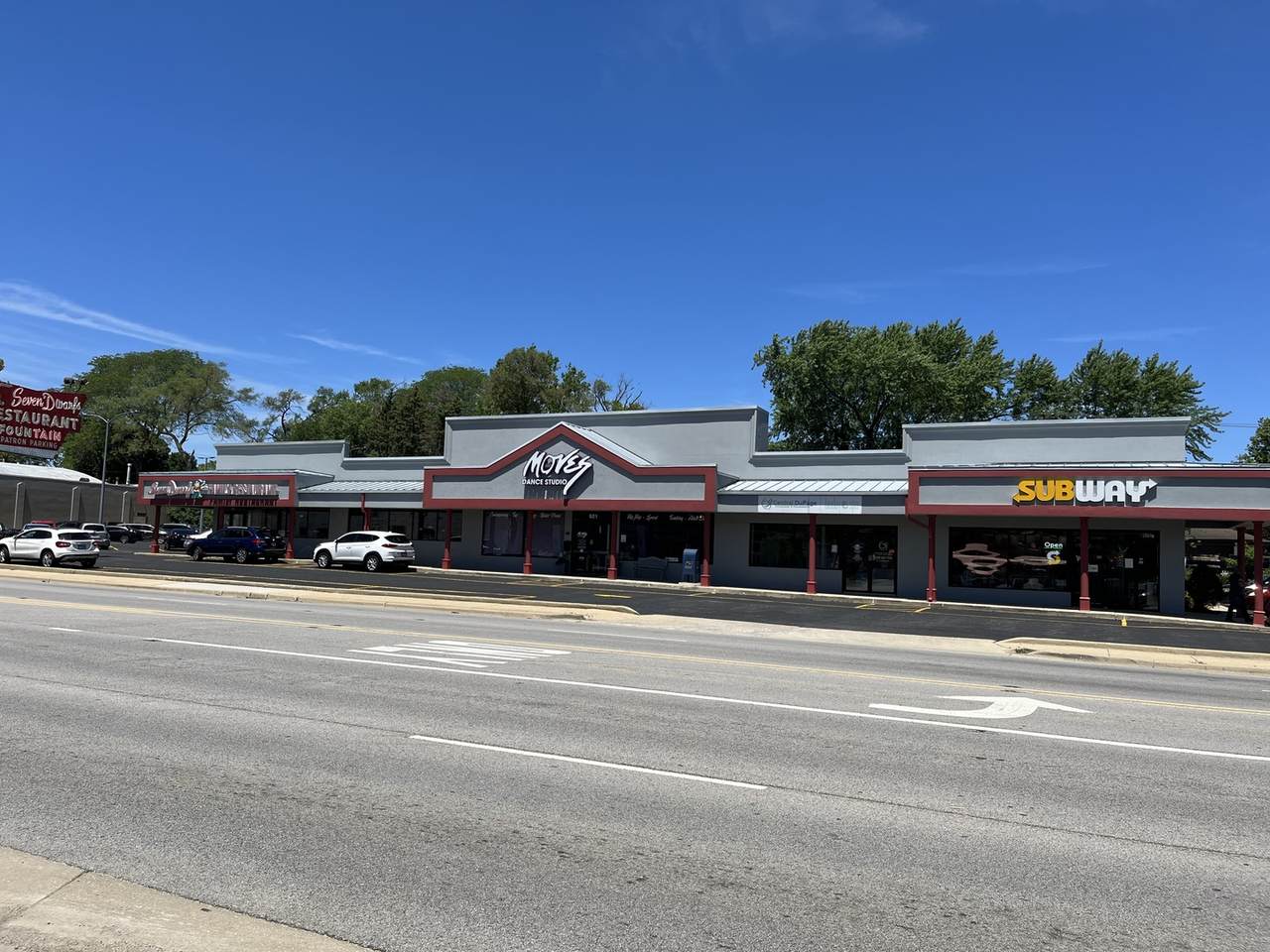 923 Roosevelt Road - Photo 1